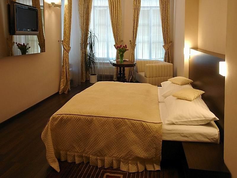 Boutique Hotel Zlaty Dukat كَشّا المظهر الخارجي الصورة
