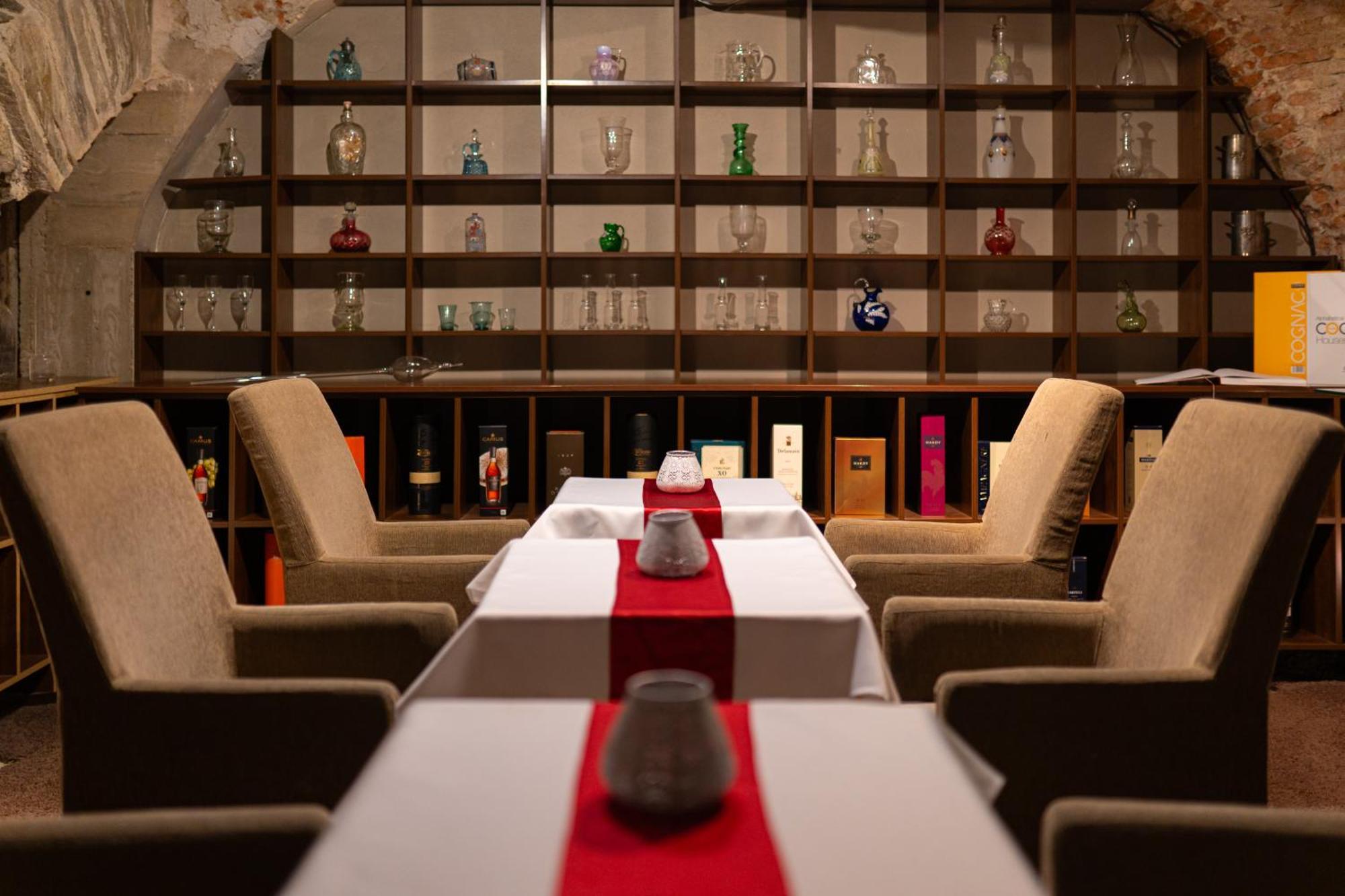 Boutique Hotel Zlaty Dukat كَشّا المظهر الخارجي الصورة