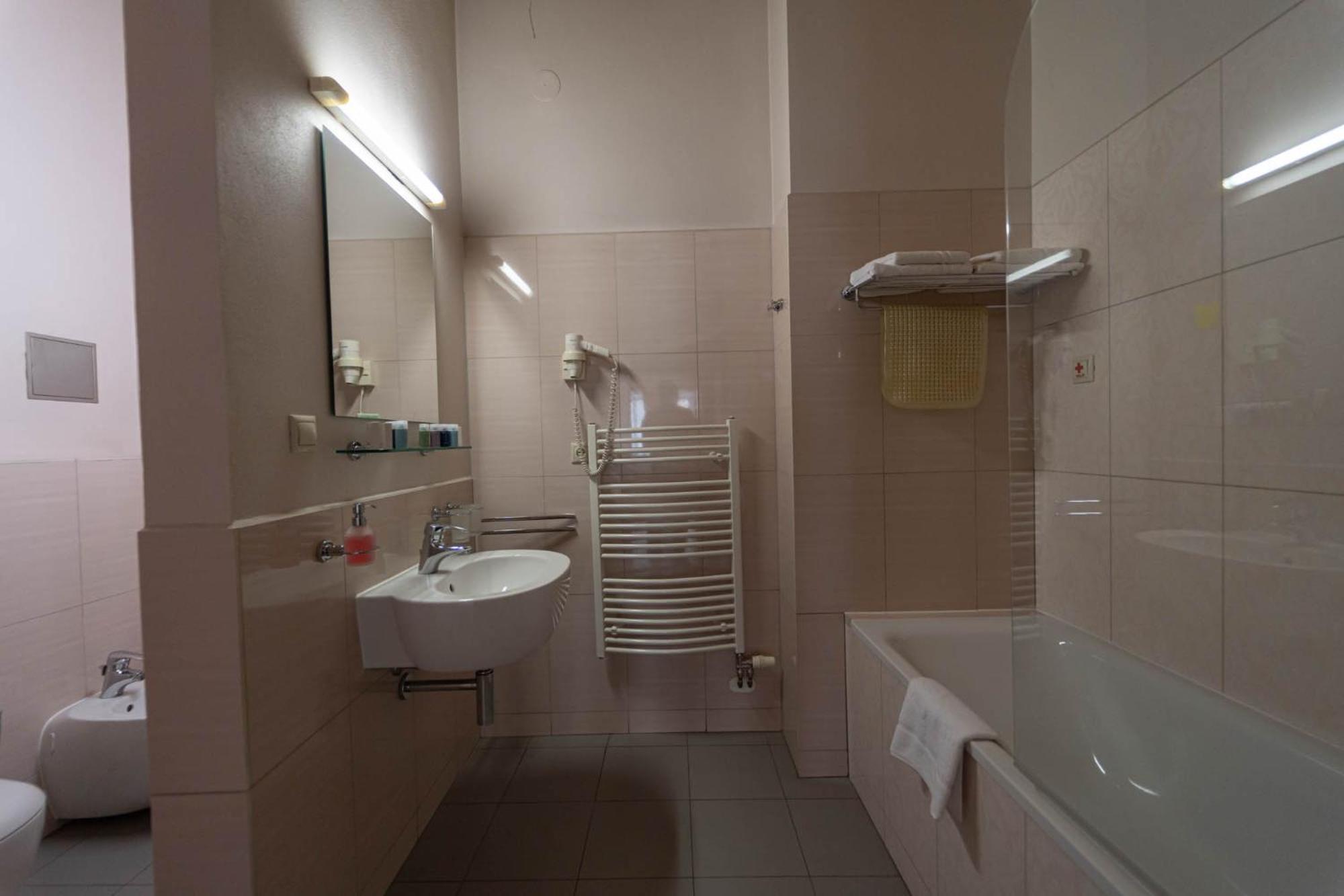 Boutique Hotel Zlaty Dukat كَشّا المظهر الخارجي الصورة